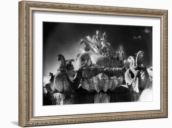 Fountain, Witley Court, Worcestershire, England-Simon Marsden-Framed Giclee Print