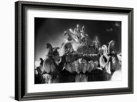 Fountain, Witley Court, Worcestershire, England-Simon Marsden-Framed Giclee Print