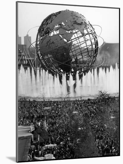 Fountains Surrounding Unisphere at New York World's Fair on Its Closing Day-Henry Groskinsky-Mounted Photographic Print