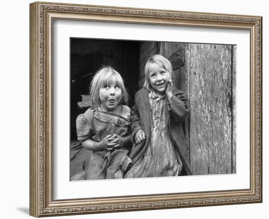 Four Year Old Flora and Her Sister Jacqueline Couch, 6 Smiling at the Camera-Eliot Elisofon-Framed Photographic Print