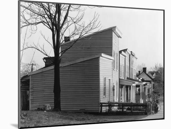 Frame house in Fredericksburg, Virginia, 1936-Walker Evans-Mounted Photographic Print