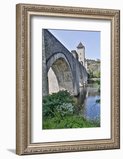 France, Cahors. Pont Valentre over the Lot river-Hollice Looney-Framed Photographic Print