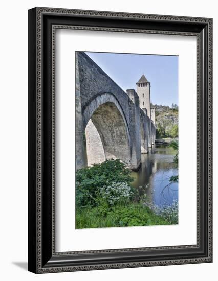 France, Cahors. Pont Valentre over the Lot river-Hollice Looney-Framed Photographic Print