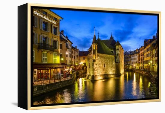 France, Rh™ne-Alpes, Haute-Savoie, Annecy, River Thiou, Old Town, Palais De L'Isle-Udo Siebig-Framed Premier Image Canvas