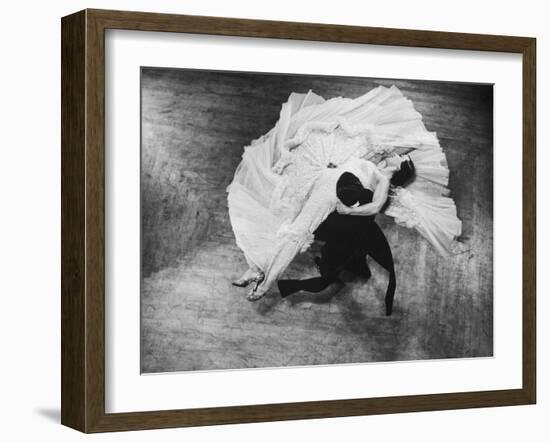 Frank Veloz and Yolanda Casazza, Husband and Wife, Top U.S. Ballroom Dance Team-Gjon Mili-Framed Photographic Print