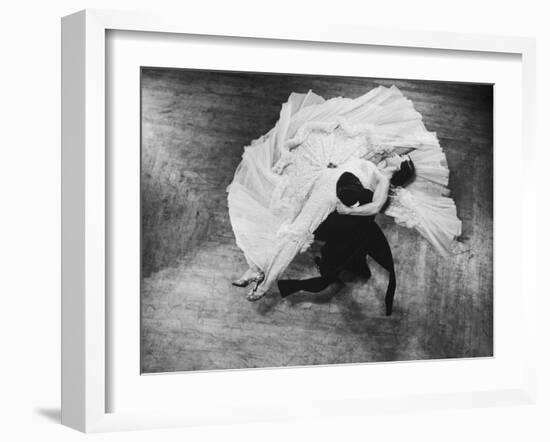 Frank Veloz and Yolanda Casazza, Husband and Wife, Top U.S. Ballroom Dance Team-Gjon Mili-Framed Photographic Print