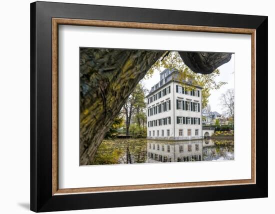 Frankfurt, Hesse, the Baroque 'Holzhausenschlšsschen' at Frankfurt Nordend-Bernd Wittelsbach-Framed Photographic Print