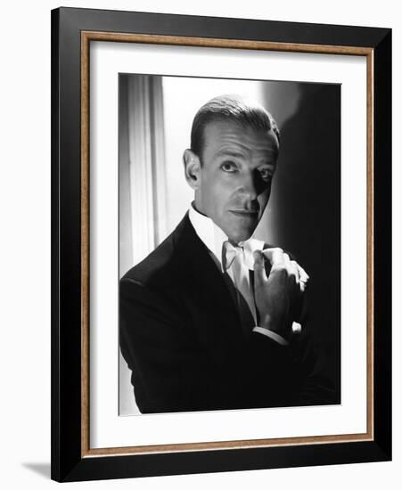 FRED ASTAIRE (b/w photo)-null-Framed Photo