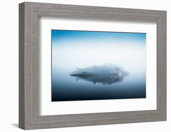 Free Falling-Lars Arvid Hellebø-Framed Photographic Print