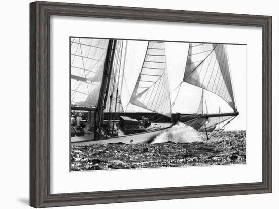 Free Sailing-Jorge Llovet-Framed Giclee Print