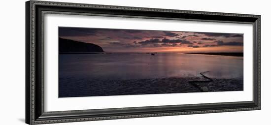 Free to Sail-Doug Chinnery-Framed Photographic Print