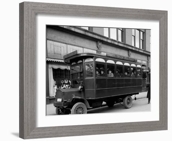 Free Transfer Auto, Elliott, Taylor, Woolfenden Co., Detroit, Mich.-null-Framed Photo