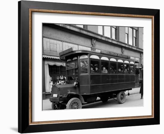 Free Transfer Auto, Elliott, Taylor, Woolfenden Co., Detroit, Mich.-null-Framed Photo