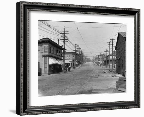 Fremont Avenue looking North Photograph - Seattle, WA-Lantern Press-Framed Art Print