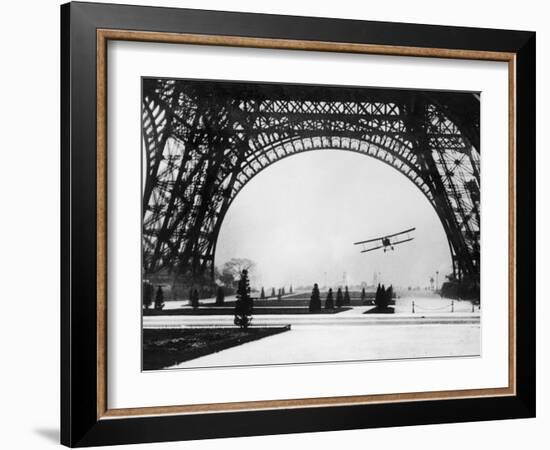 French Aviator Lieutenant Collot Successfully Flies His Biplane Beneath the Tour Eiffel-null-Framed Photographic Print