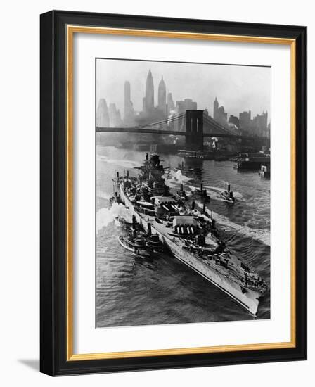 French Battleship Richelieu Passes Brooklyn Bridge-null-Framed Photographic Print