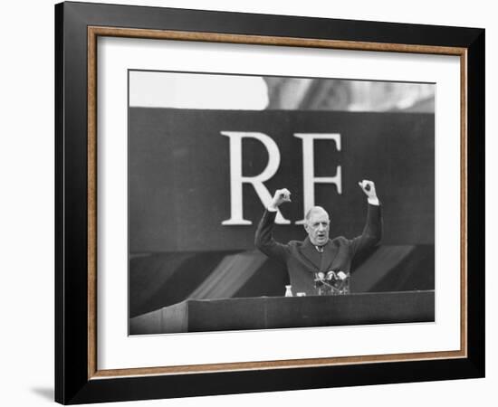 French President Charles De Gaulle Making a Speech-Loomis Dean-Framed Photographic Print