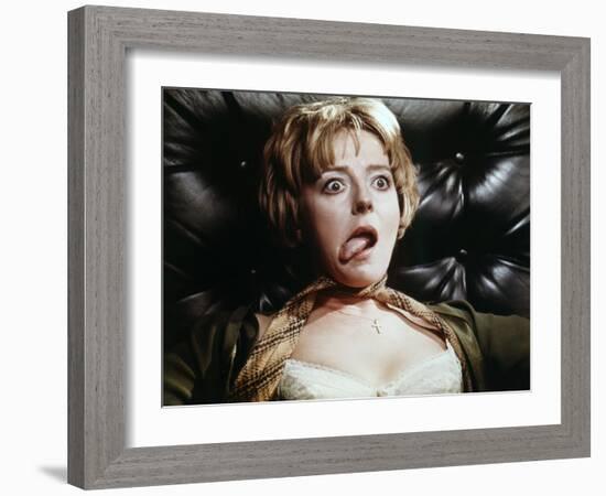 Frenzy 1972 Directed by Alfred Hitchcock Barbara Leigh-Hunt-null-Framed Photo