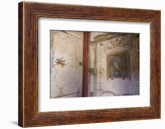 Frescoes, Casa Dell'Ara Massima, Roman Ruins of Pompeii, Campania, Italy-Eleanor Scriven-Framed Photographic Print