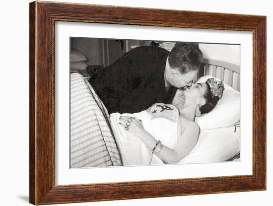 Frida Kahlo and Diego Rivera at the Blue House (Casa Azul), Coyoacan, Mexico City, 1940-Tina Modotti-Framed Giclee Print