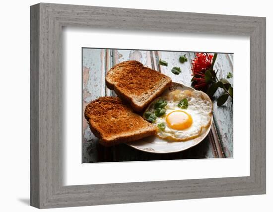 Fried Egg-Luiz Laercio-Framed Photographic Print