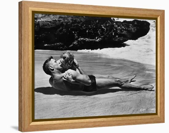 FROM HERE TO ETERNITY, 1953 directed by FRED ZINNEMANN Burt Lancaster and Deborah Kerr (b/w photo)-null-Framed Stretched Canvas