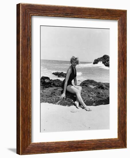 From Here to Eternity by FredZinnemann with Deborah Kerr (1921 - 2007), here 1953 (b/w photo)-null-Framed Photo