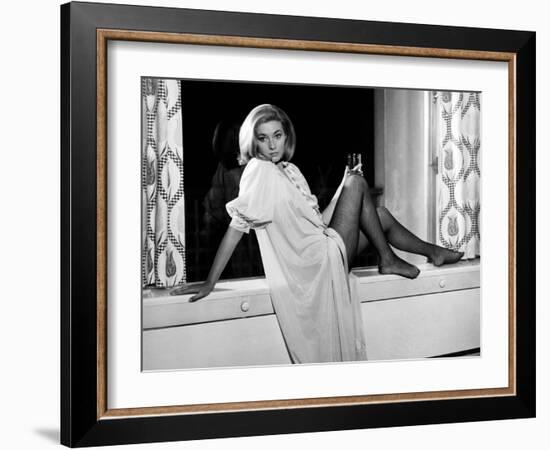 From Russia with Love, Daniela Bianchi, 1963-null-Framed Photo