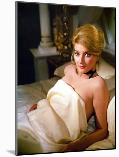 From Russia with Love, Daniela Bianchi, 1963-null-Mounted Photo
