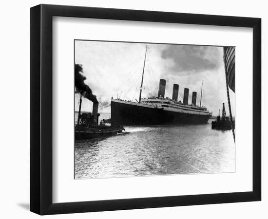 Front Page of Daily Mirror, Five Days after Titanic Tragedy, April 15th, 1912-null-Framed Photographic Print