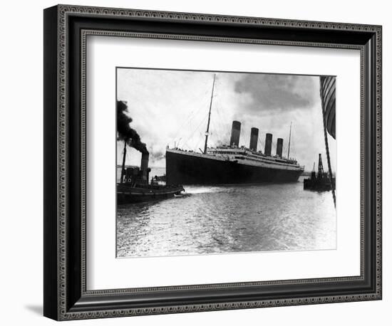 Front Page of Daily Mirror, Five Days after Titanic Tragedy, April 15th, 1912-null-Framed Photographic Print