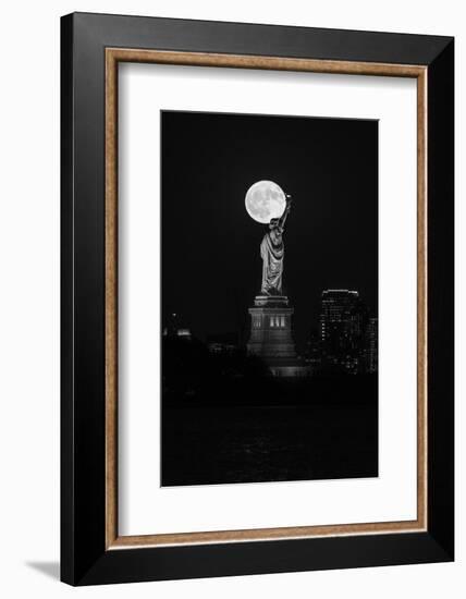 Full Moon New York-Bruce Getty-Framed Photographic Print