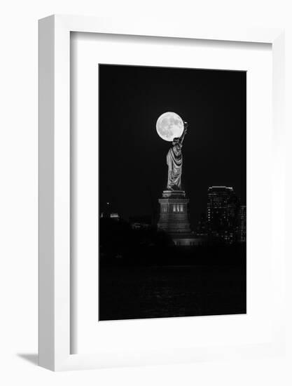 Full Moon New York-Bruce Getty-Framed Photographic Print