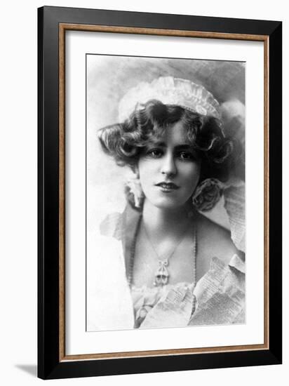 Gabrielle Ray (1883-197), English Actress, 1900s-W&d Downey-Framed Giclee Print