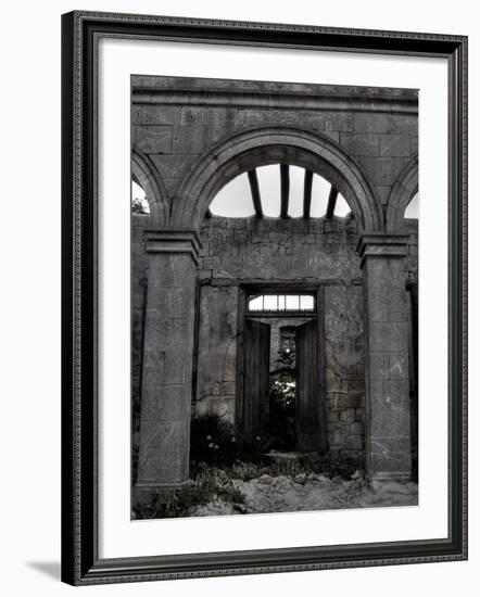 Gabvine-Tim Kahane-Framed Photographic Print