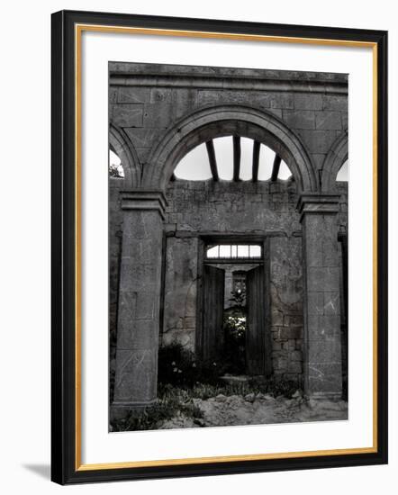 Gabvine-Tim Kahane-Framed Photographic Print