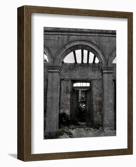 Gabvine-Tim Kahane-Framed Photographic Print