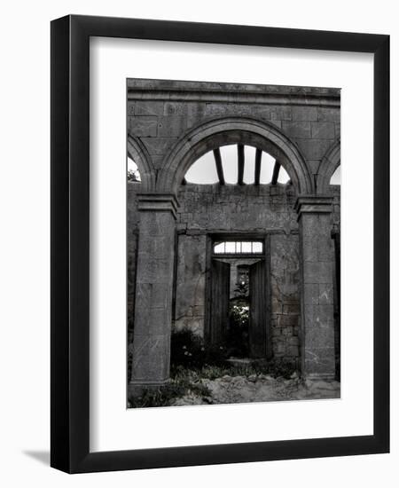 Gabvine-Tim Kahane-Framed Photographic Print