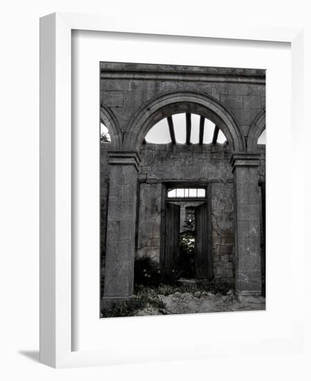 Gabvine-Tim Kahane-Framed Photographic Print