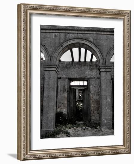 Gabvine-Tim Kahane-Framed Photographic Print