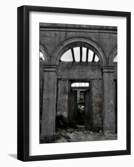 Gabvine-Tim Kahane-Framed Photographic Print