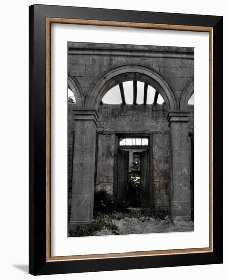 Gabvine-Tim Kahane-Framed Photographic Print