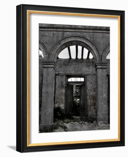 Gabvine-Tim Kahane-Framed Photographic Print