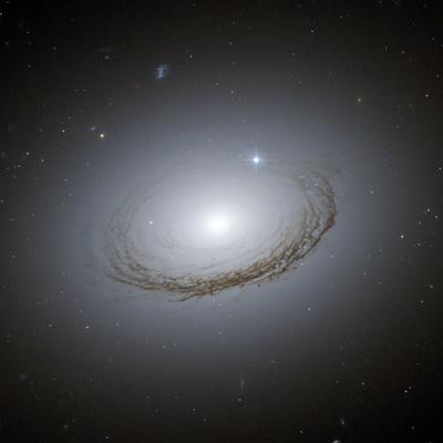 Galaxy NGC 7049, HST image Photographic Print | Art.com