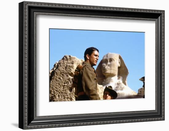 GALLIPOLI, 1981 directed by PETER WEIR Mel Gibson (photo)-null-Framed Photo