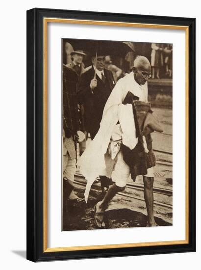 Gandhi Visiting London for 'Round Table' Conferences, September 1930-English Photographer-Framed Giclee Print