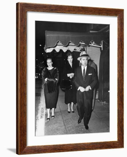 Gangster Mickey Cohen Walking with His Girlfriends Barbara Darnell and Liz Renay-Allan Grant-Framed Premium Photographic Print