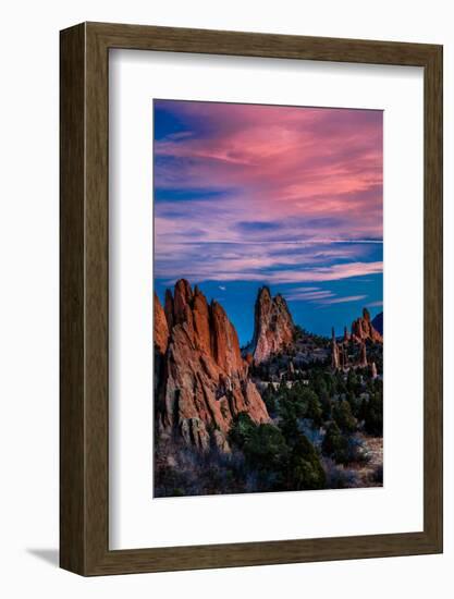 GARDEN OF THE GODS, COLOARDO SPRINGS, CO, USA - a National Natural Landmark features Sedimentary...-null-Framed Photographic Print