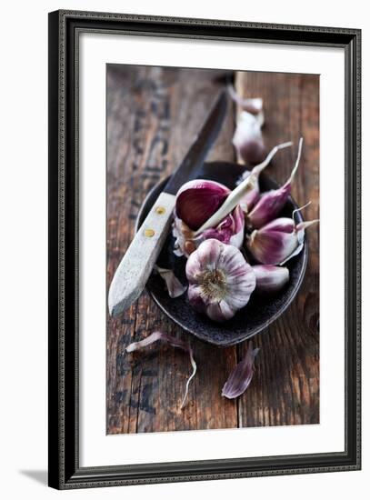 Garlic Bulbs and Cloves in a Ceramic Dish-barbaradudzinska-Framed Photographic Print