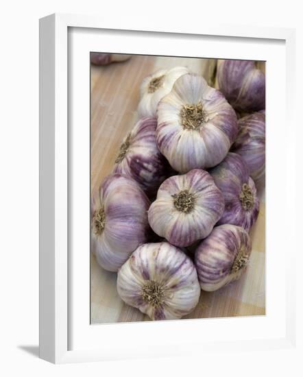 Garlic, Moustiers-Sainte-Marie, Provence, France-Sergio Pitamitz-Framed Photographic Print